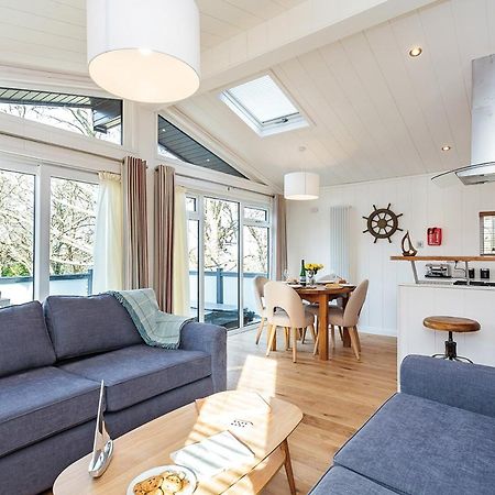 Woodside Bay Lodge Retreat Wootton Bridge  Екстер'єр фото